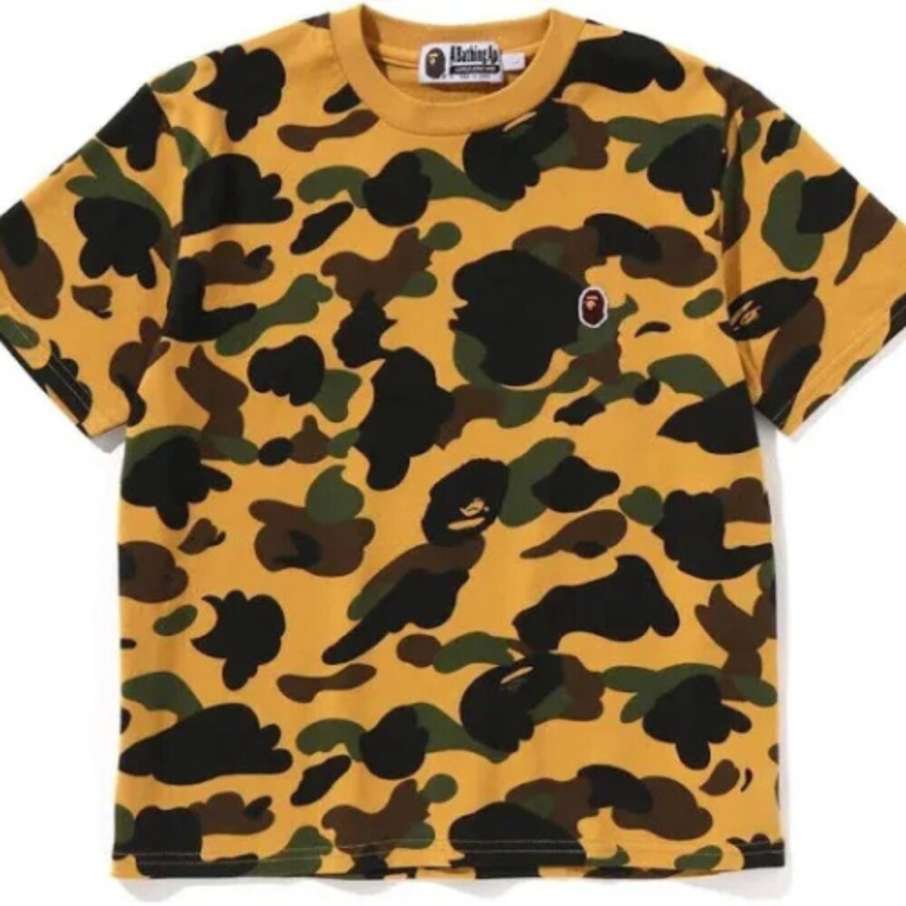 A Bathing Ape A Bathing Ape 1st Camo Point Tee Item 1k30109006 Size Large